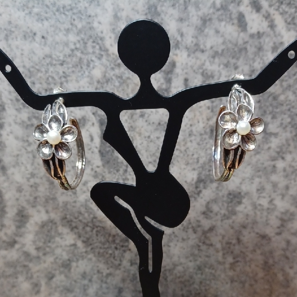Elegant Floral Silver and Gold Earrings